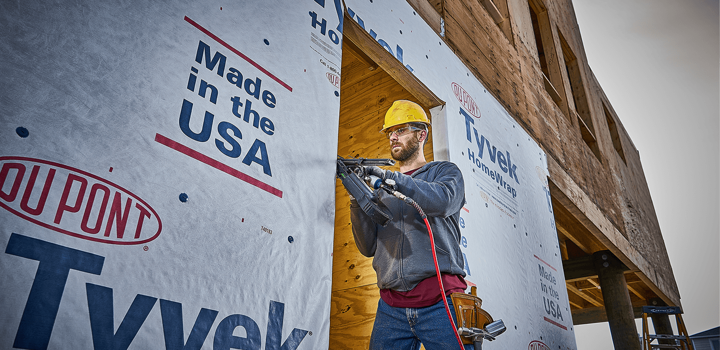 Тайвек софт. Tyvek Housewrap. Dupont Housewrap Tyvek. Строительные мембраны Tyvek. Tyvek Дюпон для кровли